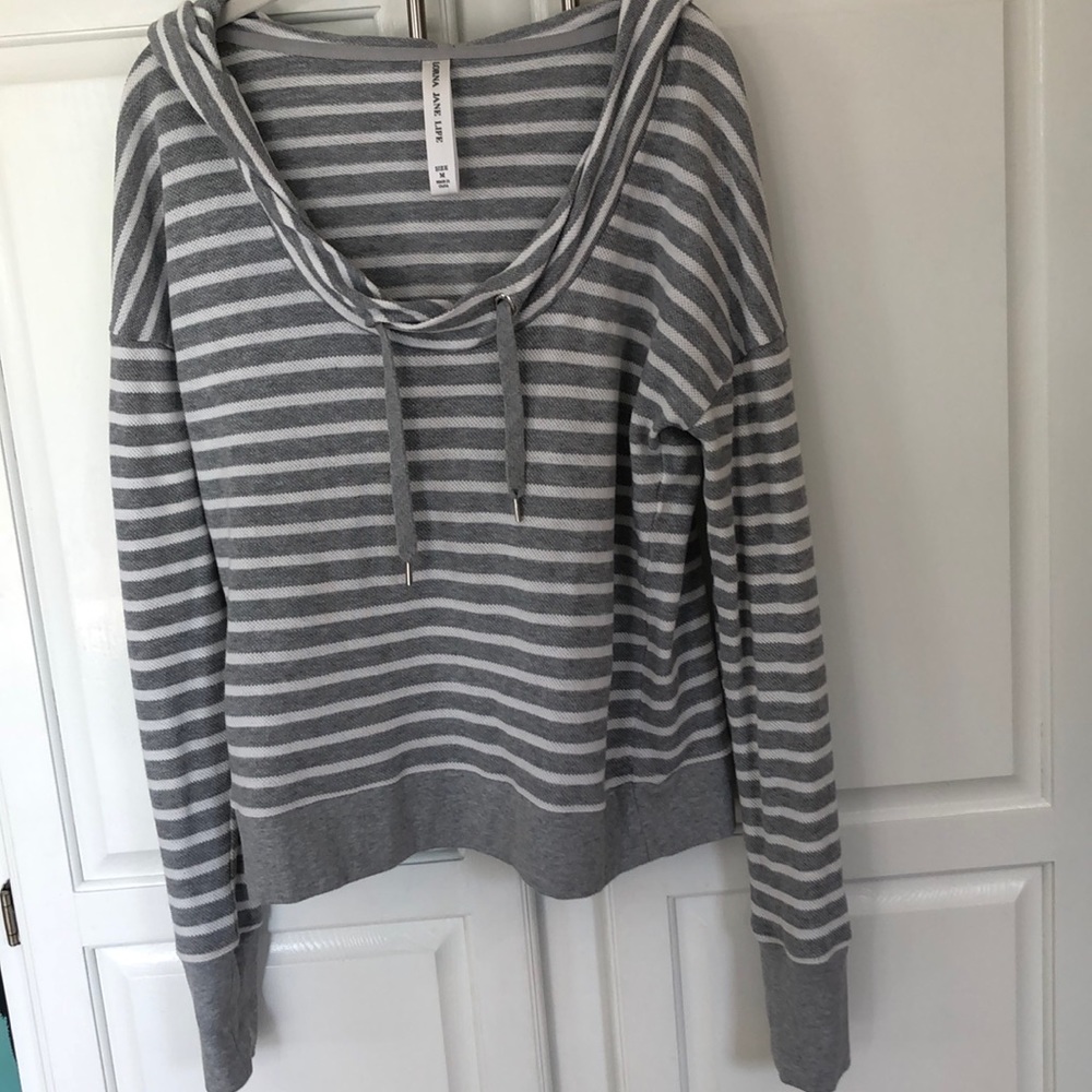 lorna jane •decoy stripe sweater